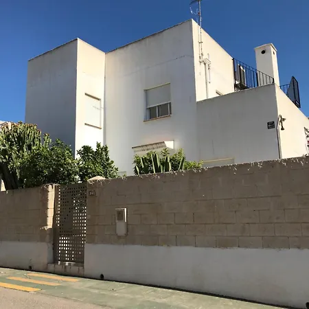Holiday home Individual Con Piscina, Urbanization Puerto Rey Los Amarguillos